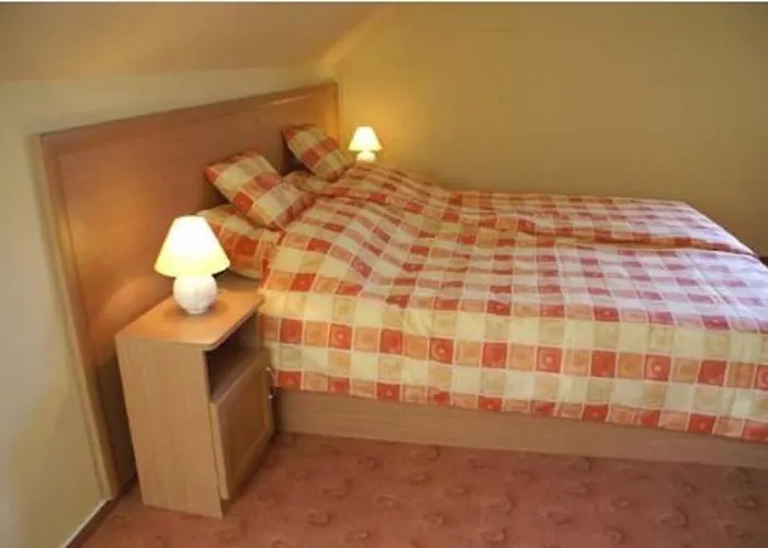 Turul Etterem Es Panzio Pensjonat