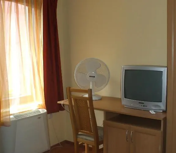 Turul Etterem Es Panzio Pensjonat